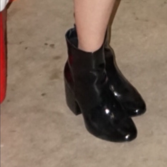 Madden Girl Women’s Arrcade Ankle boot - Picture 5 of 5